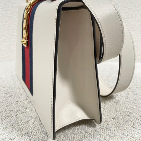 Authentic Pre-Owned Gucci Sylvie Shoulder Bag White - Picture 4 of 16